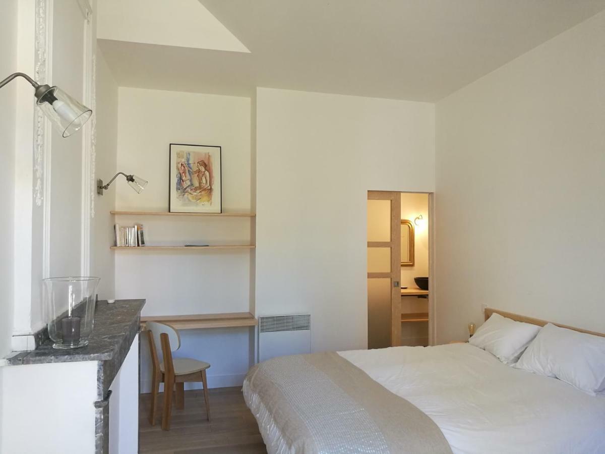 Gite Maison De L'Abbe 索雷兹 外观 照片
